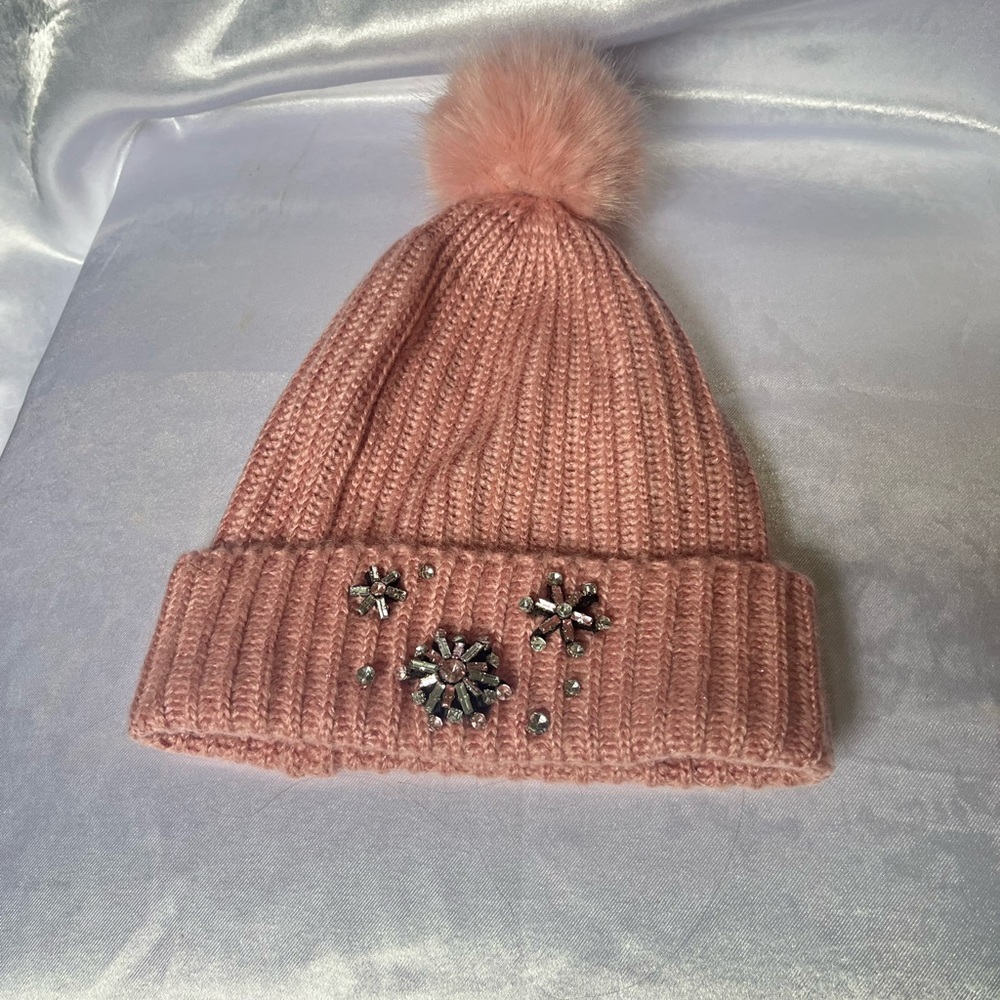 Victoria’s Secret Angel Winter Snowflake beanie
